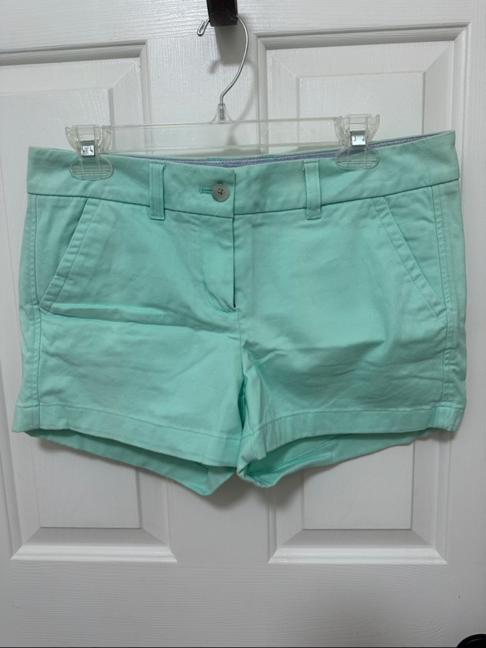 0065 Southern Tide Mint Green Cotton Shorts women’s size 6